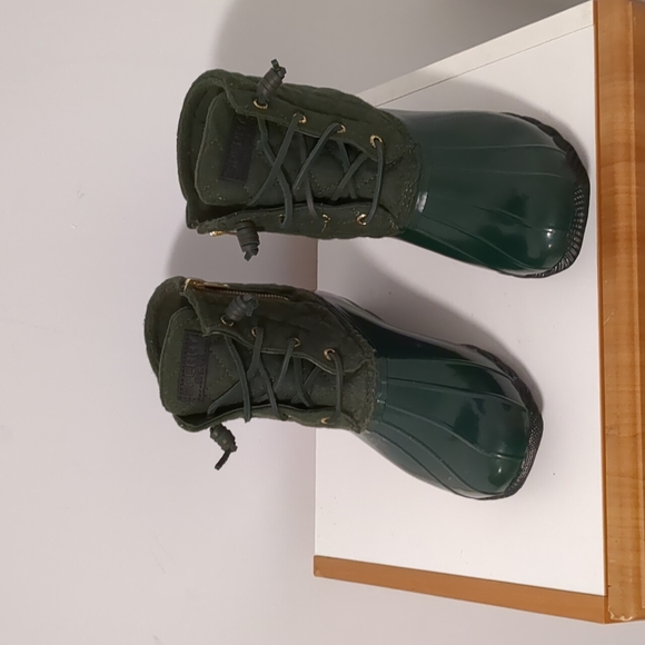 SPERRY SALTWATER QUILTED KHOMBU BOOT - GREEN#Clearance#Lastprice#No offer - Picture 4 of 10